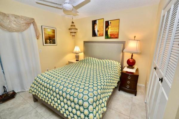 19 Black Birch Ct, Royal Palm Beach, Florida 33411, image 3