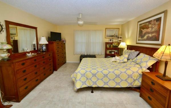 19 Black Birch Ct, Royal Palm Beach, Florida 33411, image 2