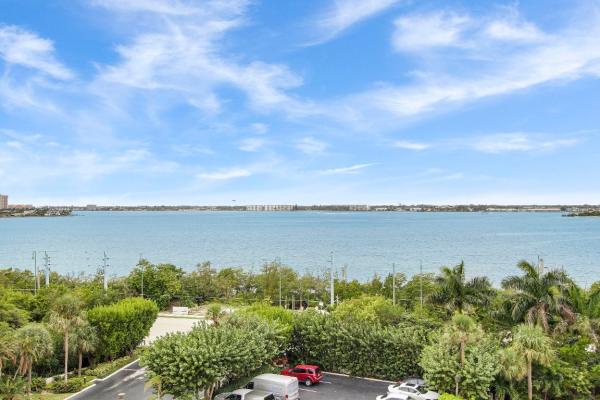 The Reaches, 5280 N Ocean Dr #4D, Riviera Beach, Florida 33404, image 3
