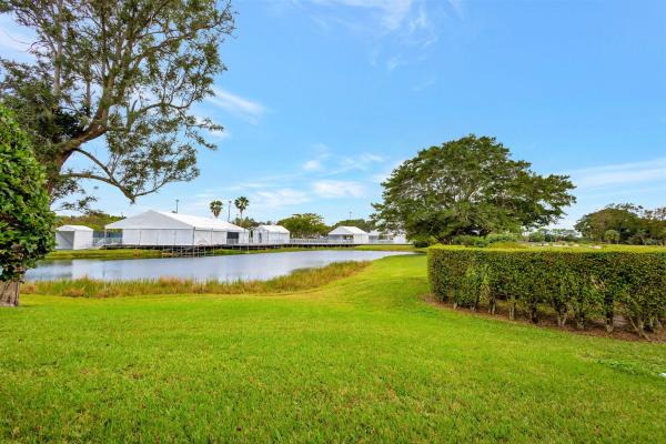 Club Cottages, 515 Club Dr, Palm Beach Gardens, Florida 33418, image 1