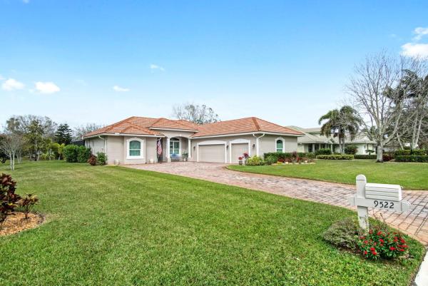 Meadowood Golf & Tennis Club, 9522 Shadow Ln, Fort Pierce, Florida 34951, image 1