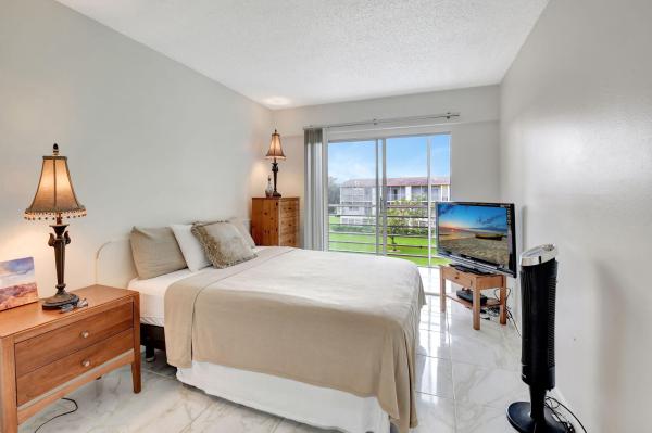 158 Mansfield D, Boca Raton, Florida 33434, image 3