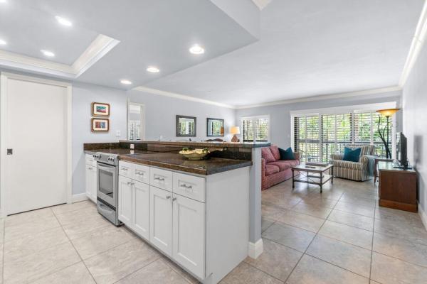 Bagattelle, 13334 Polo Club Rd #320, Wellington, Florida 33414, image 1