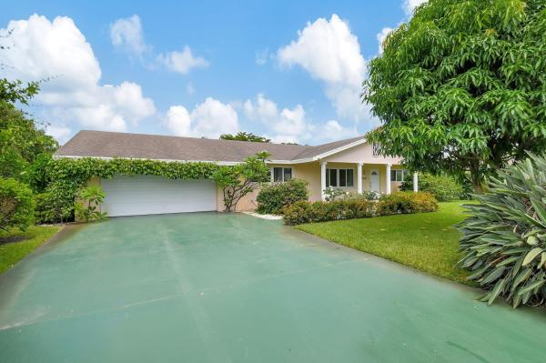 Kingsland Pines, 4599 Brady Blvd, Delray Beach, Florida 33445, image 1