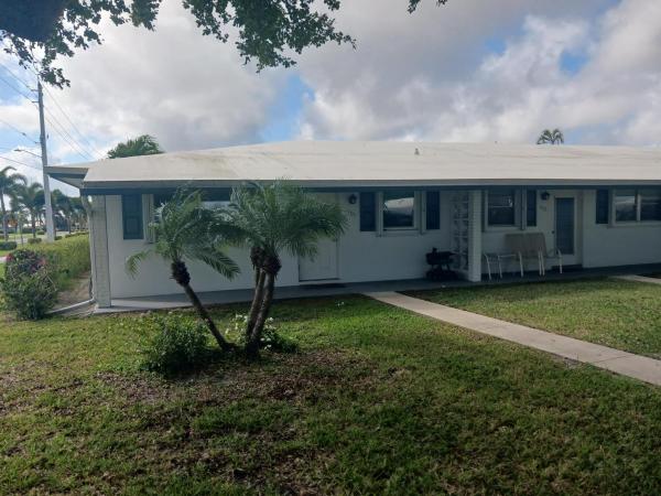 Leisure Lake Circle, 101 Leisure Lake Cir #101, Boynton Beach, Florida 33426, image 1