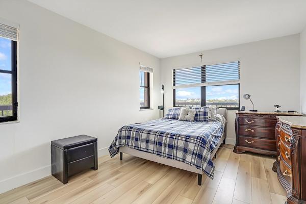 Everglades, 374 Golfview Rd #602, North Palm Beach, Florida 33408, image 1
