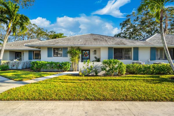 Club Cottages, 913 Club Dr, Palm Beach Gardens, Florida 33418, image 1