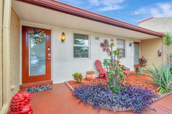 Golden Lakes Village, 147 Lake Anne Dr, West Palm Beach, Florida 33411, image 1