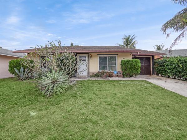 Brentwood Lakes, 5947 Westfall Rd, Lake Worth Beach, Florida 33463, image 1