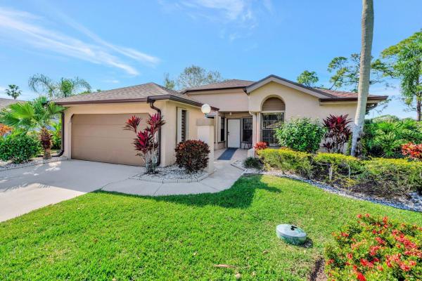 Eastpointe Country Club, 13329 Touchstone Ct, Palm Beach Gardens, Florida 33418, image 1