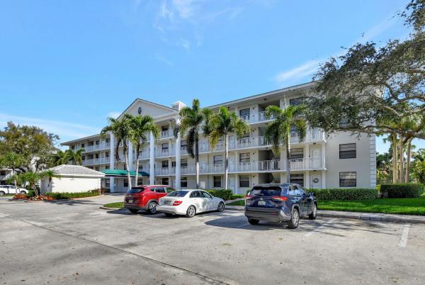 Whitehall At Camino Real, 6073 Balboa Cir #405, Boca Raton, Florida 33433, image 1