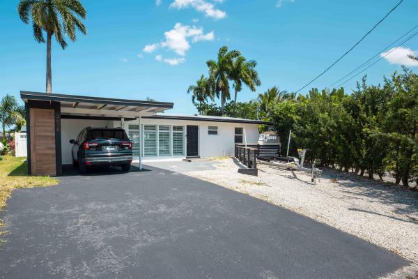 Lauderdale Isles, 2678 Marathon Ln, Fort Lauderdale, Florida 33312, image 1