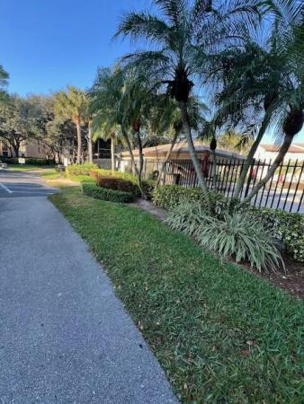 The Charter Club Of Palm Beach, 209 Foxtail Dr #F2, Greenacres, Florida 33415, image 2