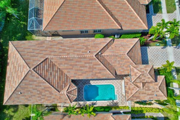 Turnberry Isle At Aberdeen, 6930 Fairway Lakes Dr, Boynton Beach, Florida 33472, image 3