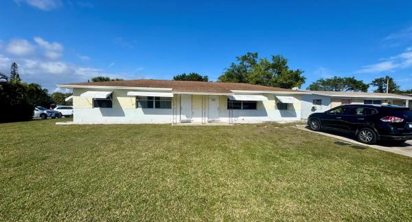 Eastview Manor, 727 Southview Dr, Jupiter, Florida 33458, image 1