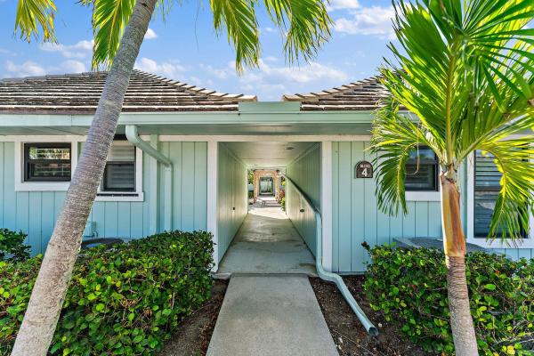 Bella Vista, 1127 E Seminole Ave #4b, Jupiter, Florida 33477, image 1