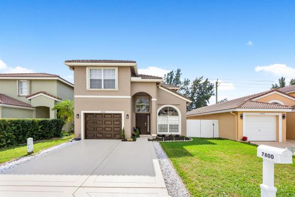 Springfield 2 At Lake Charleston, 7800 Springfield Lake Dr, Lake Worth Beach, Florida 33467, image 1