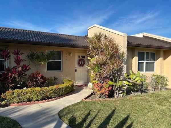 Golden Lakes Village, 243 Lake Meryl Dr, West Palm Beach, Florida 33411, image 1