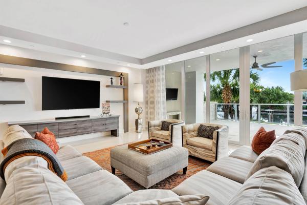 Azure, 2700 Donald Ross Rd #207, Palm Beach Gardens, Florida 33410, image 1