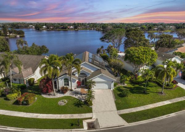 Meadowland Cove Of Wellington, 12748 Meadowbreeze Dr, Wellington, Florida 33414, image 1