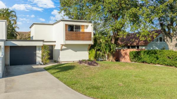 Delray Manors, 667 Forsyth St, Boca Raton, Florida 33487, image 1