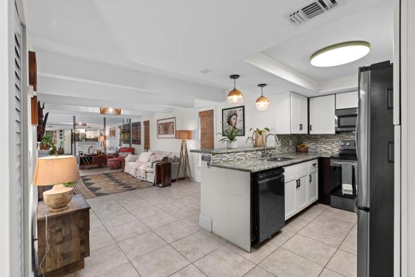 Delray Manors, 667 Forsyth St, Boca Raton, Florida 33487, image 2