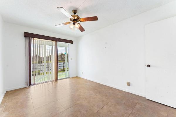 2049 Hythe C, Boca Raton, Florida 33434, image 2