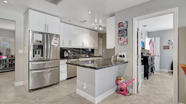 Driftwood Acres, 6830 Simms St, Hollywood, Florida 33024, image 2