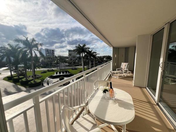 The Barclay, 3546 S Ocean Blvd #416, South Palm Beach, Florida 33480, image 1