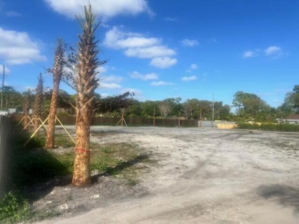 Boulevard Estates, 447 Tall Pines Rd, West Palm Beach, Florida 33415, image 2
