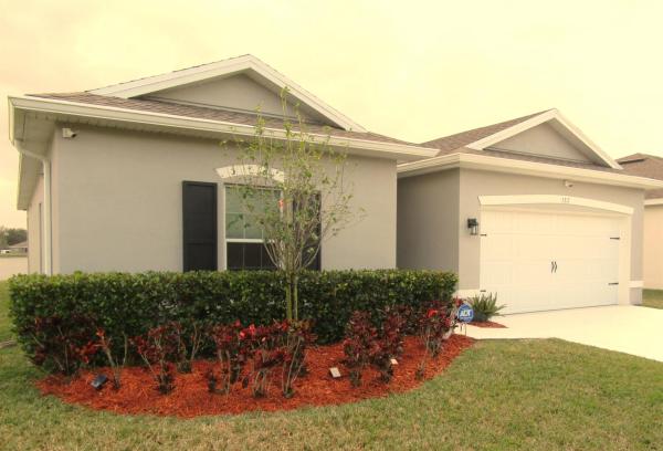 Oakland Lake Estates, 5317 Oakland Lake Cir, Fort Pierce, Florida 34951, image 1