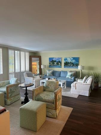 170 Chilean Ave #2d, Palm Beach, Florida 33480, image 1