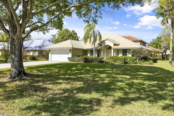 Egret Landing At Jupiter, 1040 Egret Circle Cir, Jupiter, Florida 33458, image 1