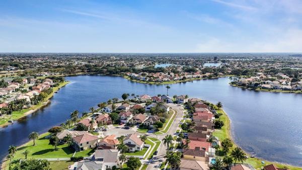 Lakeview Isle At Lake Charleston, 7397 Langston Ct, Lake Worth Beach, Florida 33467, image 1