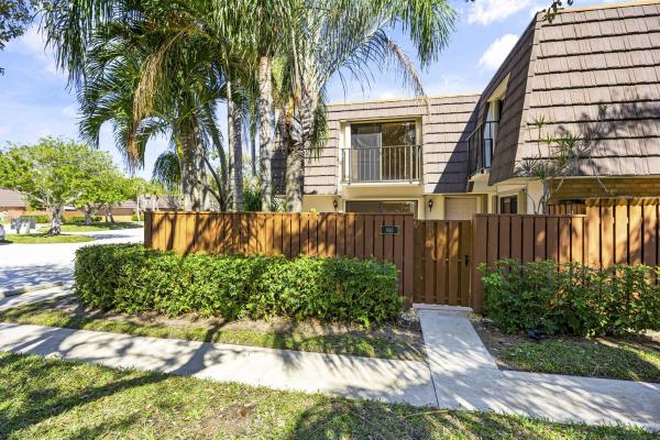 The Lakes At The Bluffs, 1616 16th Ct, Jupiter, Florida 33477, image 1
