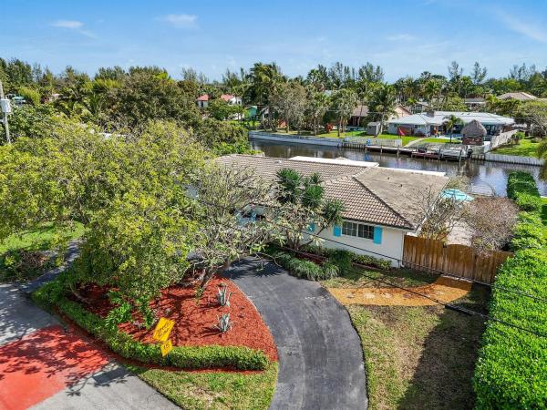 South Lake Shores, 7924 S Lake Dr, Lake Clarke Shores, Florida 33406, image 1