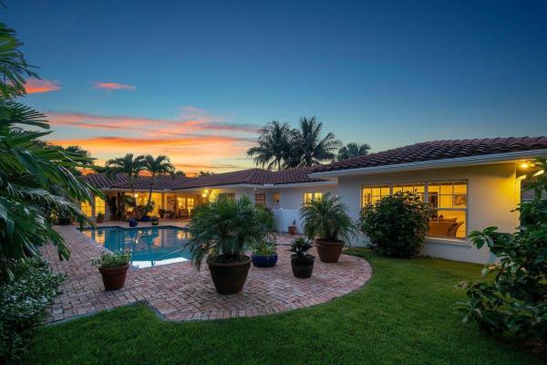 Palm Beach Shores Residential, 200 Cascade Ln, Palm Beach Shores, Florida 33404, image 1