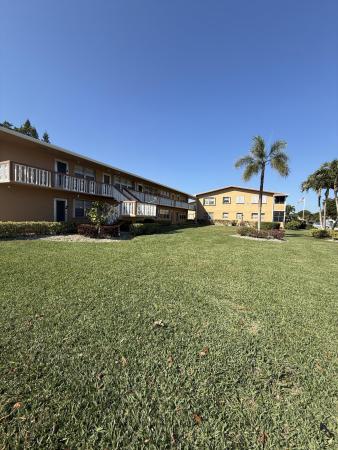 14 Canterbury A, West Palm Beach, Florida 33417, image 1