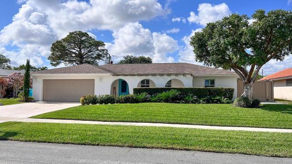 Golfview Harbour, 2539 SW 12th St, Boynton Beach, Florida 33426, image 1