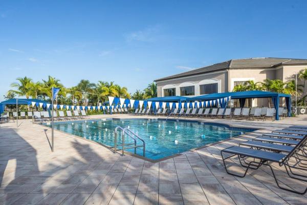 Valencia Cove, 12295 Madison Ridge Ave, Boynton Beach, Florida 33473, image 2