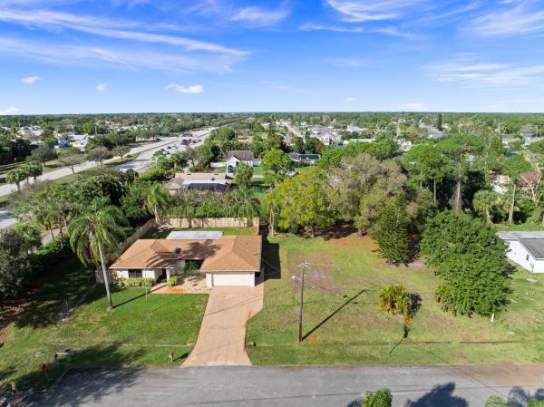 Floresta Pointe, 149 SE Fallon Dr, Port St. Lucie, Florida 34983, image 2