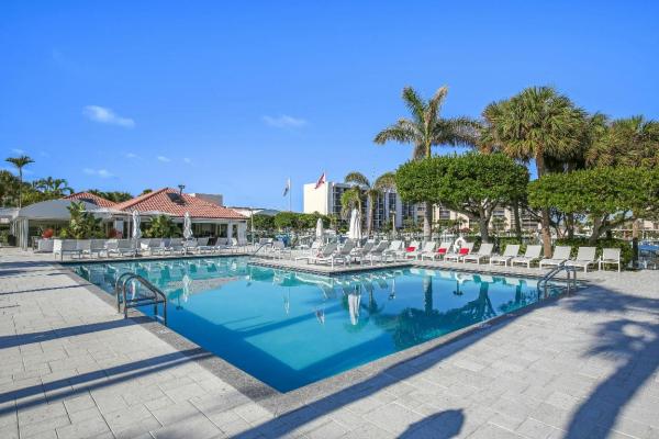 Yacht & Racquet Club Of Boca Raton, 2667 N Ocean Blvd #4090, Boca Raton, Florida 33431, image 3