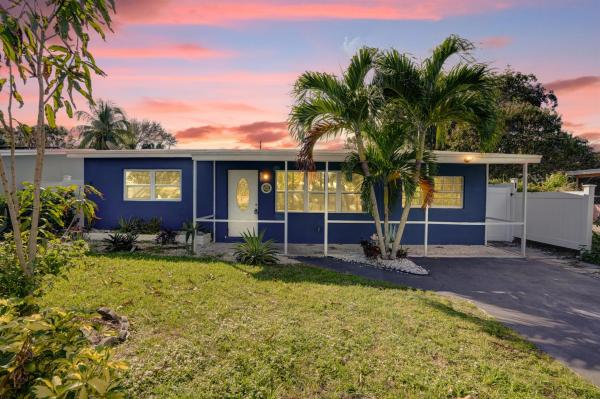 Pine Street Homesites, 706 W Bloxham St, Lantana, Florida 33462, image 1
