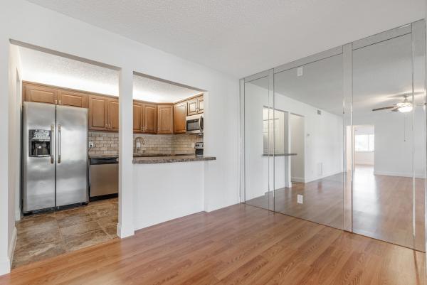Pine Ridge South 4, 419 Pine Glen Ln #A-2, Greenacres, Florida 33463, image 3