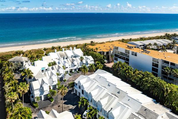 Villas Of Ocean Crest, 2115 S Ocean Blvd #7, Delray Beach, Florida 33483, image 1