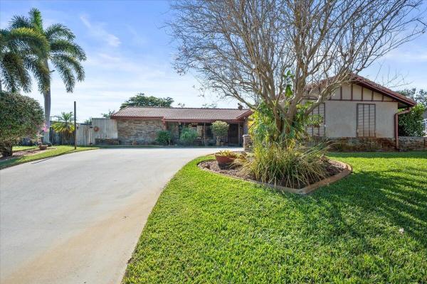 Palm Beach Gardens No HOA, 9613 Begonia St, Palm Beach Gardens, Florida 33410, image 1