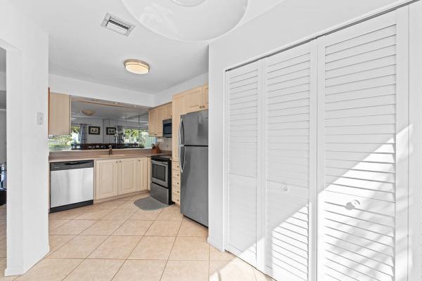 Riverwalk, 6270 Riverwalk Ln #5, Jupiter, Florida 33458, image 2