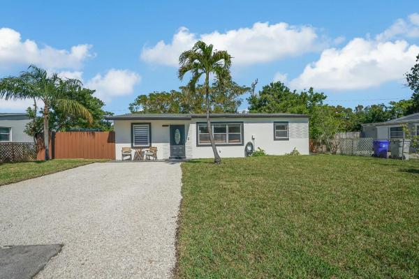 Collier Manor, 1250 NE 32nd St, Pompano Beach, Florida 33064, image 1