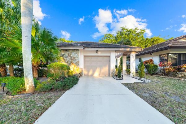 Fairmont Place, 4848 Boxwood Cir, Boynton Beach, Florida 33436, image 1