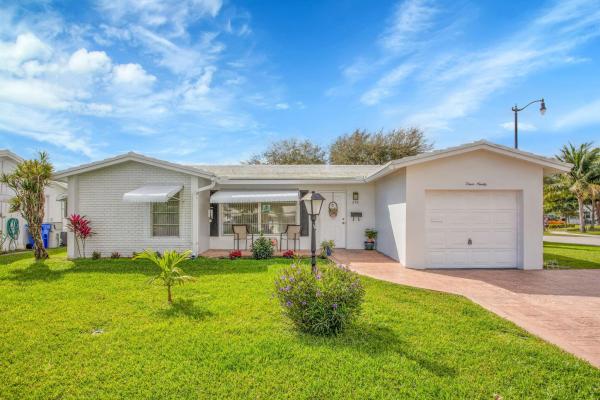 Leisureville, 390 NW 25th Ct, Pompano Beach, Florida 33064, image 1